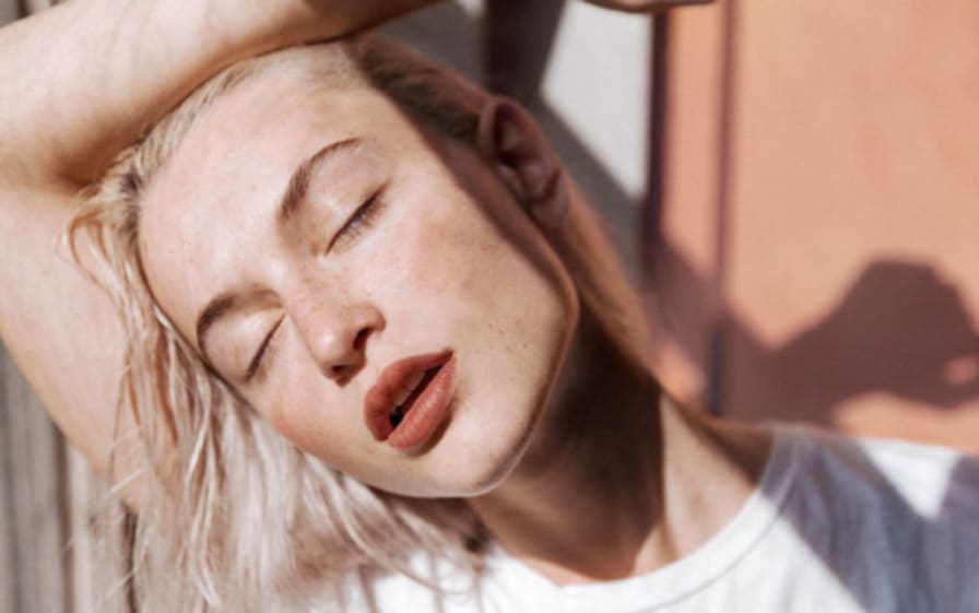 7 Things You’re Not Doing for Your Skin But Should, vitamin E to rejuvenate your skin, skin routine, skin care, vitamins,skin vitamin, moisturizers